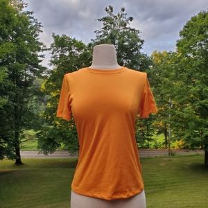 Patigonia orange tee